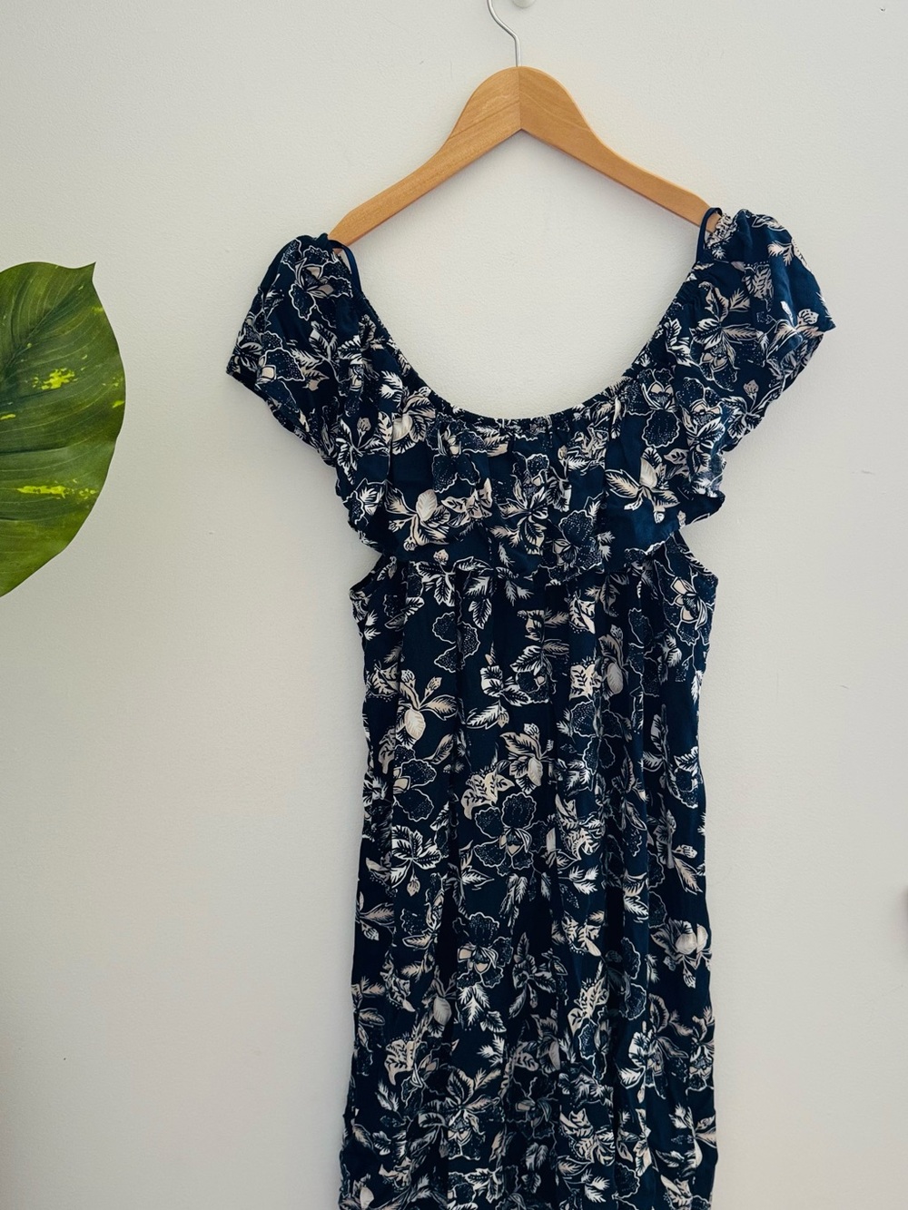 MYSTYLE| Women’s Navy Floral Off-Shoulder Dress